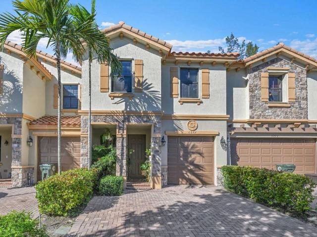 Townhouse for sale in Coconut Creek, Florida