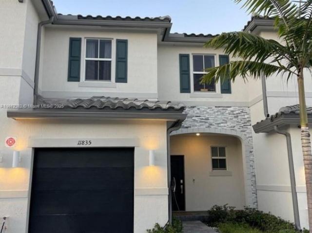 Townhouse for sale in Coral Springs