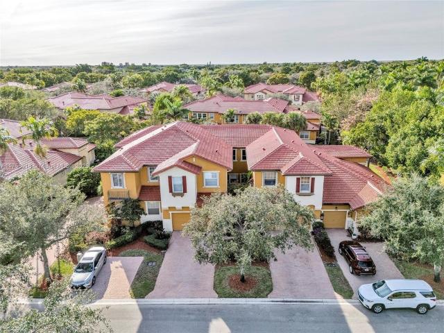 Townhouse for sale in Coral Springs