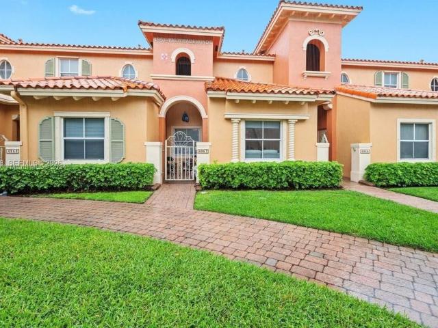 Townhouse for sale in Dania Beach, Broward County