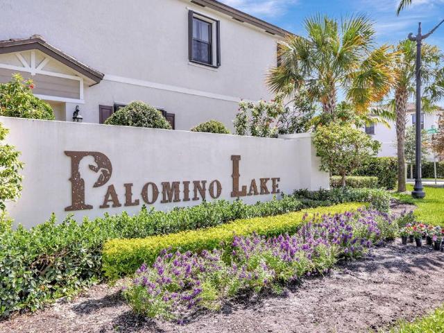 Townhouse for sale in Davie, Florida