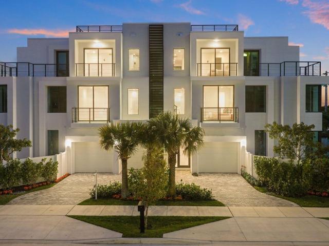 Townhouse for sale in Delray Beach, Florida