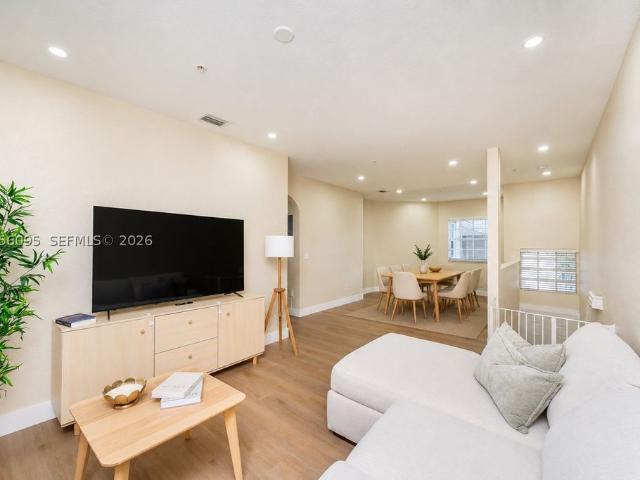 Townhouse for sale in Doral, Florida