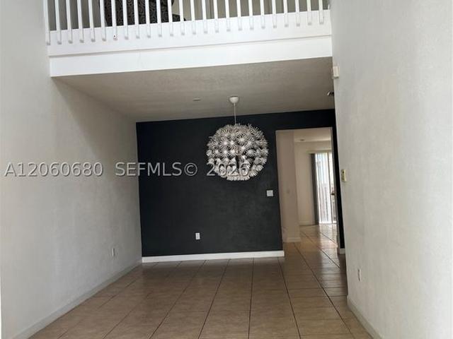 Townhouse for sale in Doral, Florida