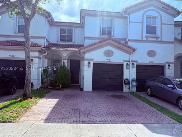 Townhouse for sale in Doral, Florida