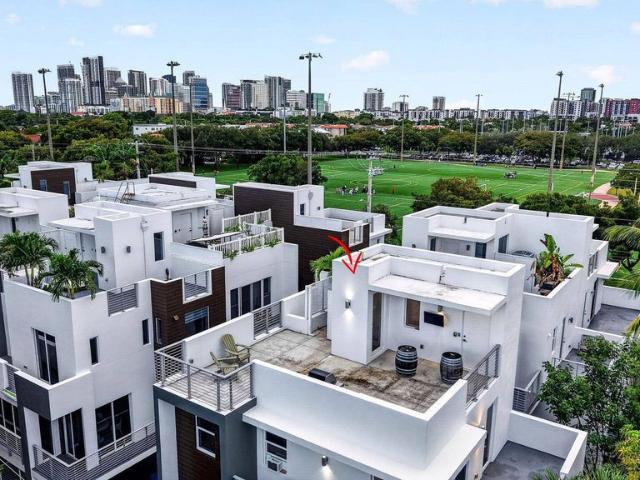 Townhouse for sale in Fort Lauderdale, Broward County