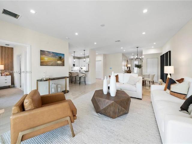 Townhouse for sale in Fort Myers