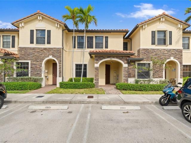 Townhouse for sale in Hialeah, Florida