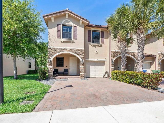 Townhouse for sale in Margate, Florida