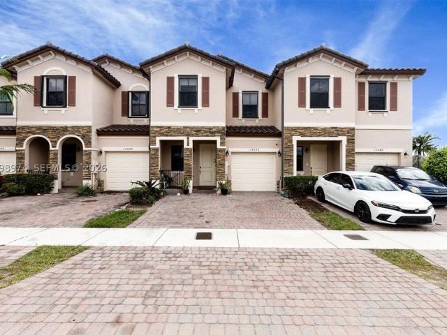 Townhouse for sale in Miami, Florida