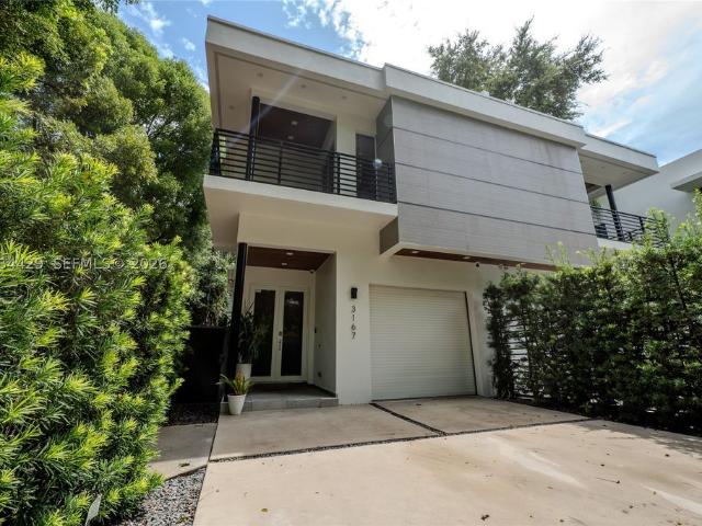 Townhouse for sale in Miami, Florida