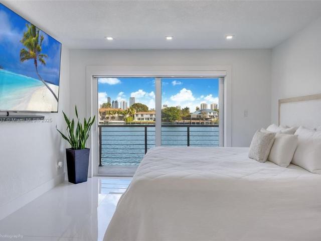 Townhouse for sale in North Miami Beach