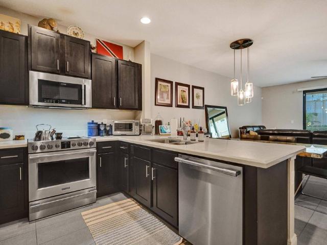 Townhouse for sale in Oakland Park