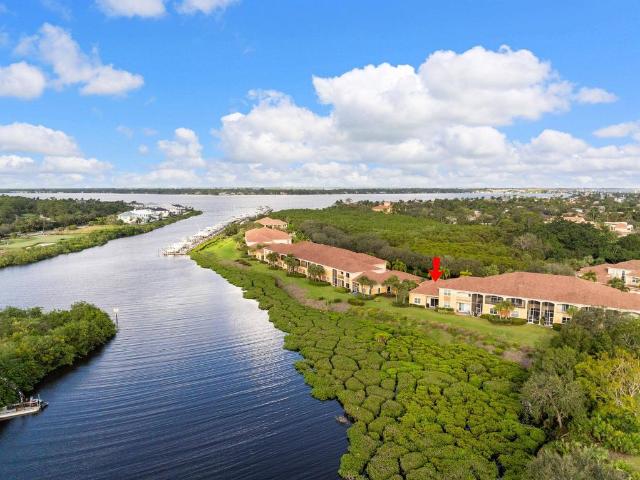 Townhouse for sale in Palm City