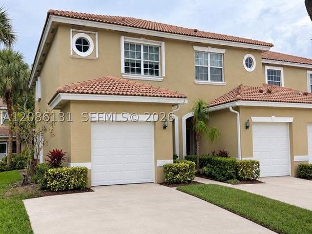 Townhouse for sale in Pembroke Pines, Florida