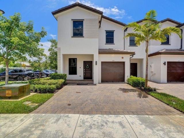 Townhouse for sale in Pembroke Pines Townhouse for sale in Pembroke Pines