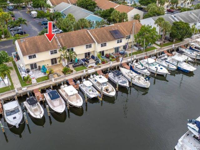 Townhouse for sale in Pompano Beach