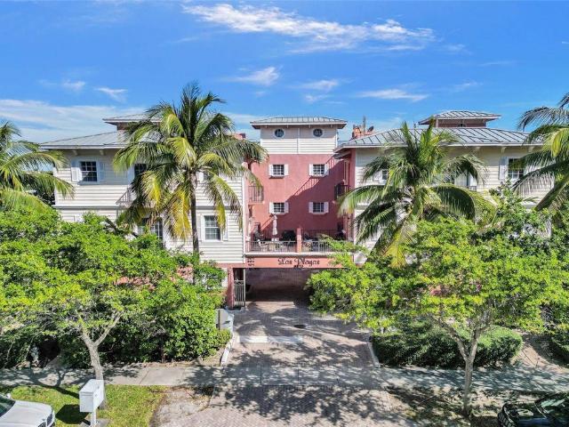Townhouse for sale in Pompano Beach