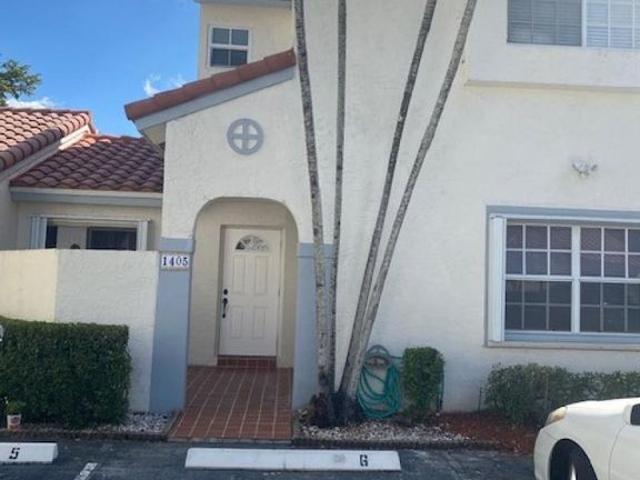 Townhouse for sale in Weston
