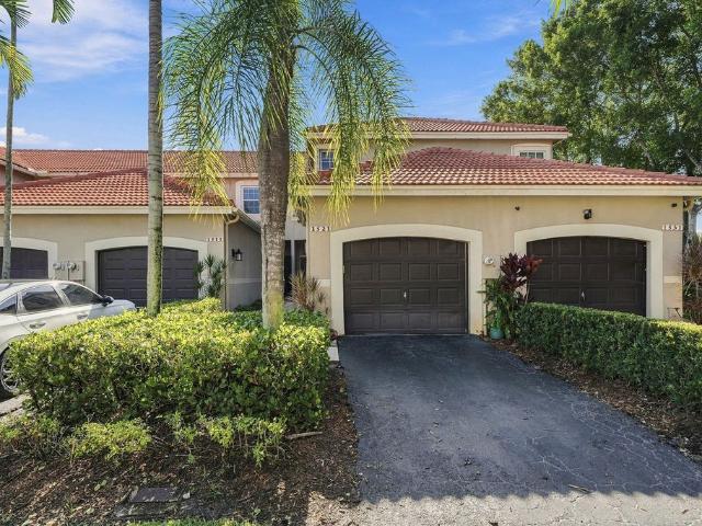 Townhouse for sale in Weston, Florida
