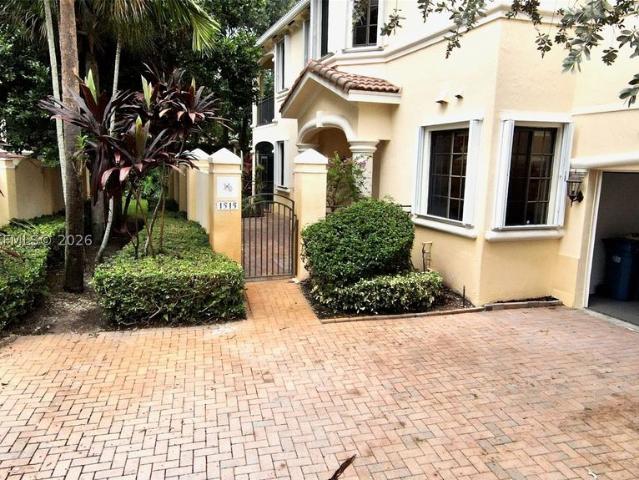 Townhouse for sale in Weston, Florida