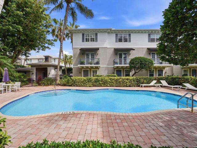 Townhouse for sale in Florida
