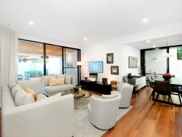 Townhouse for rent in Sydney, New South Wales