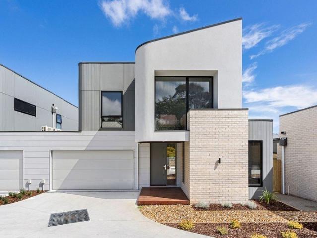 Townhouse for rent in Camerons Creek, Victoria