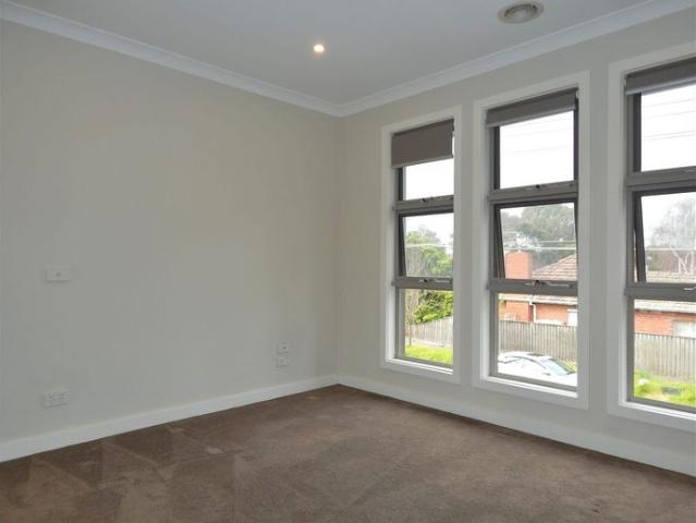 Townhouse for rent in Camerons Creek, Victoria