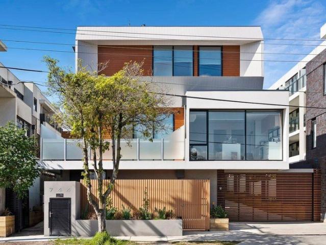 Townhouse for rent in Camerons Creek, Victoria
