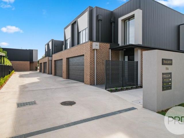 Townhouse for sale in Wagga Wagga