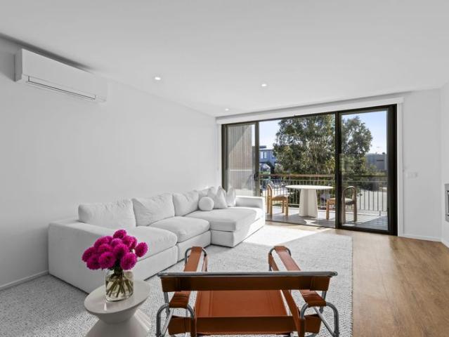 Townhouse for rent in Torquay, Victoria