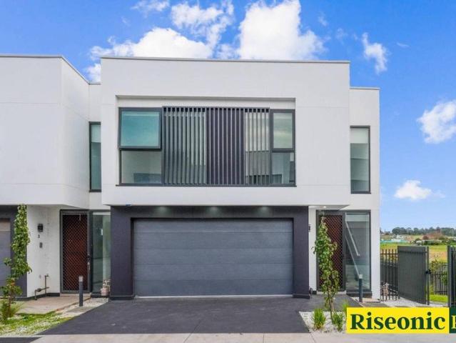 Townhouse for sale in Sydney, New South Wales