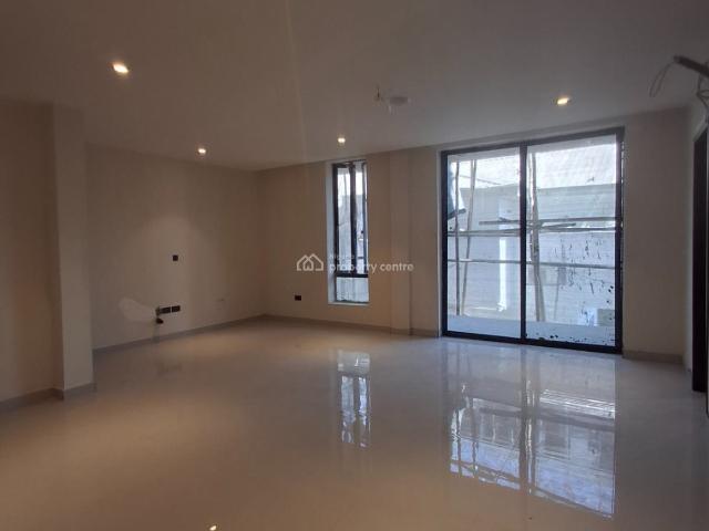 Flat for sale in Eti Osa, Lagos