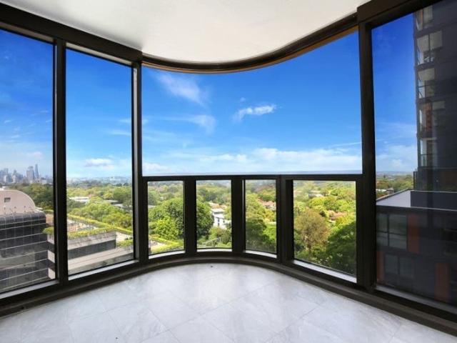 Apartment for rent in Lower North Shore, Sydney