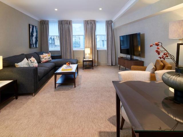 Apartment for rent in Lyons, Greater London