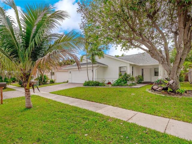 Villa for rent in Dania