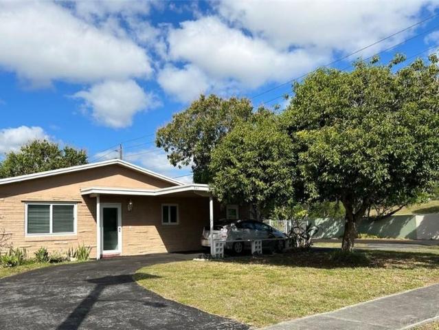 Detached House for rent in Dania, Florida