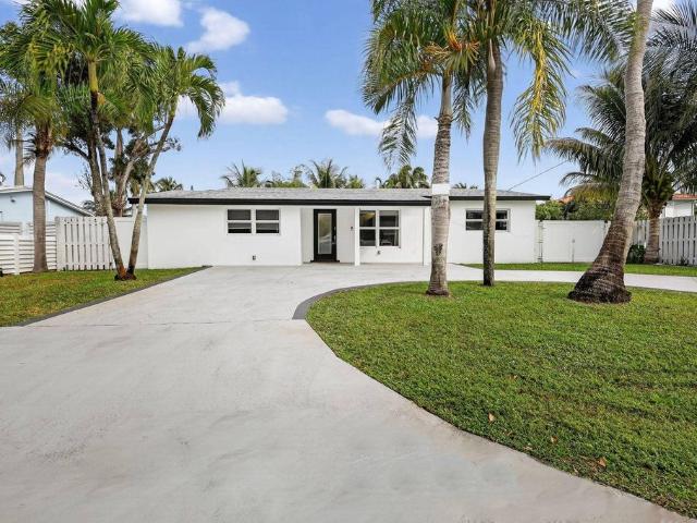 Detached House for rent in Dania, Florida