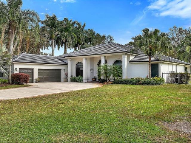 Villa for rent in Davie