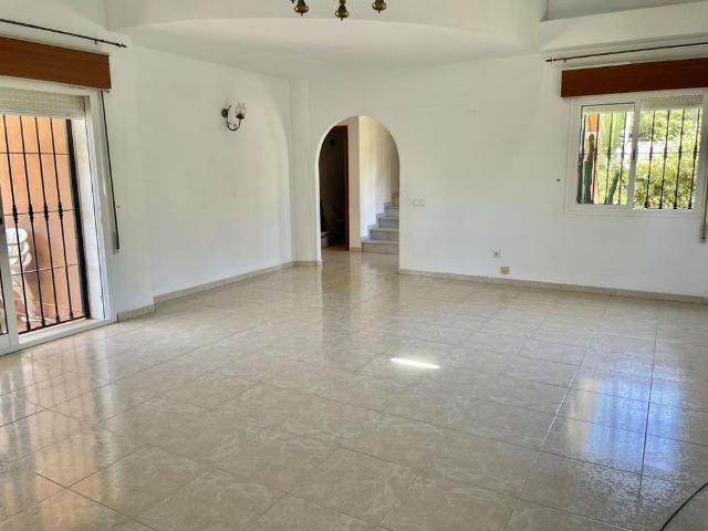 Casa en alquiler en Torreblanca, Costa del Sol Occidental