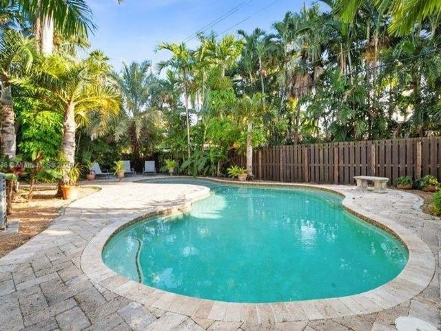 Villa for rent in Hollywood