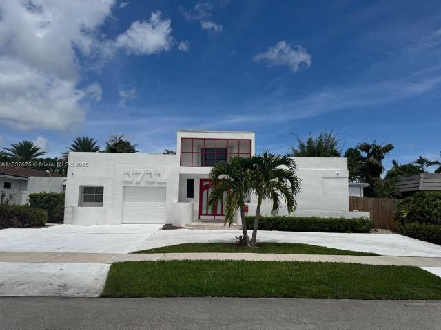 Villa for rent in Hollywood
