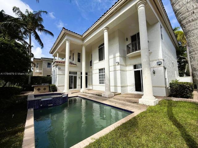 Villa for rent in Hollywood