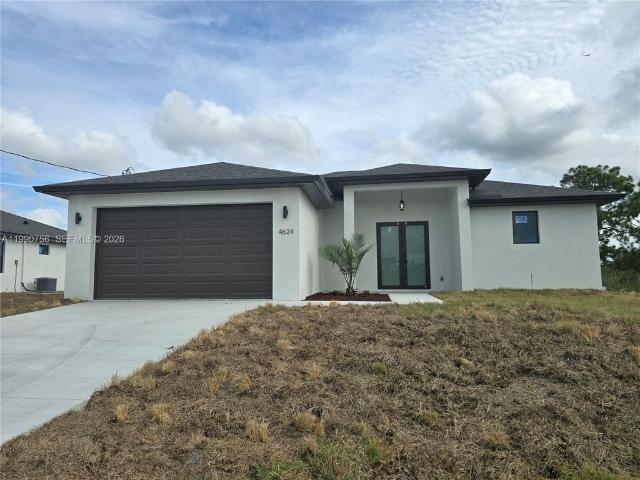 Detached House for rent in Lehigh Acres, Florida