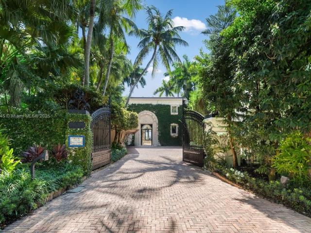 Detached House for rent in Miami Beach, Florida