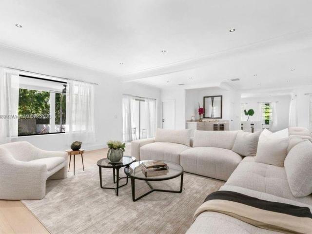 Detached House for rent in Miami Beach, Florida