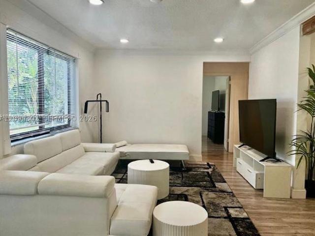 Detached House for rent in North Miami, Florida