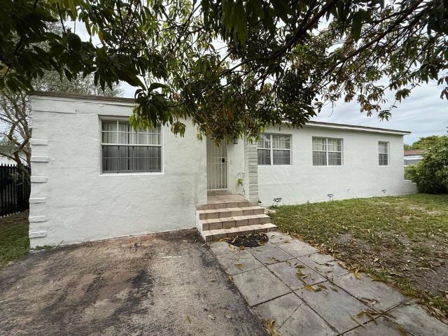 Detached House for rent in North Miami, Florida