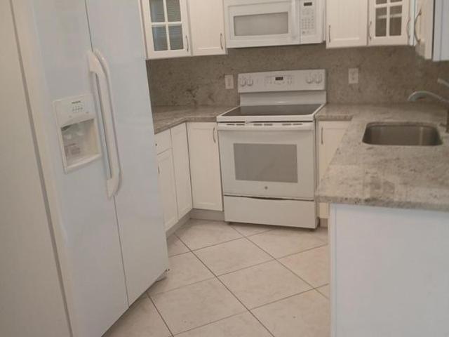 Detached House for rent in Florida